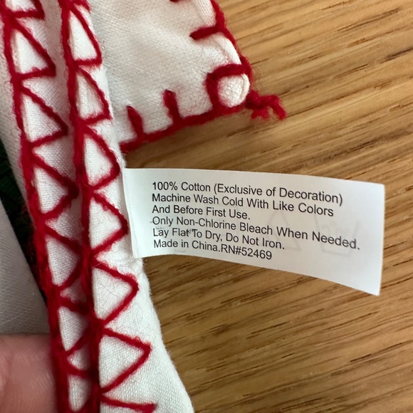 Set of 4 HomeTrends  Charles Christmas Cat Placemat - Picture 3 of 7